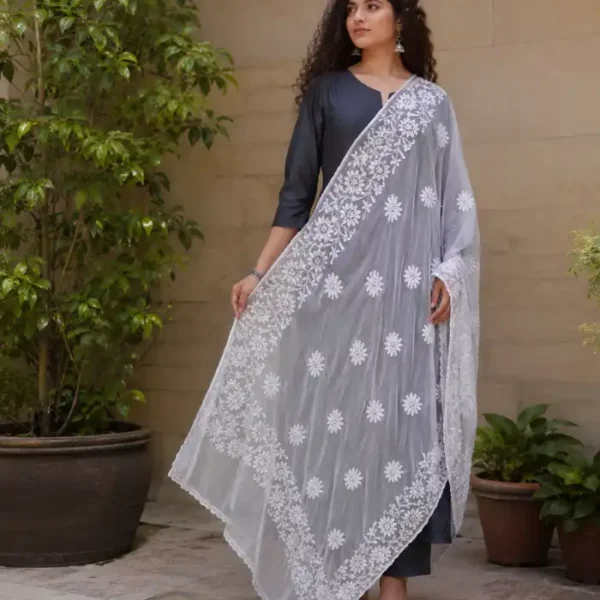 White georgette Lucknowi Chikankari dupatta with floral motifs, paisley vine borders and four-side embroidery by Fiza Chikan Dubai