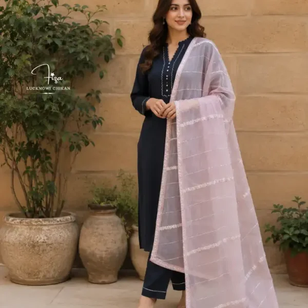 Peach, organza silk Lucknowi Chikankari dupatta with diagonal embroidery lines, floral borders, sequins and beadwork by Fiza Chikan Dubai